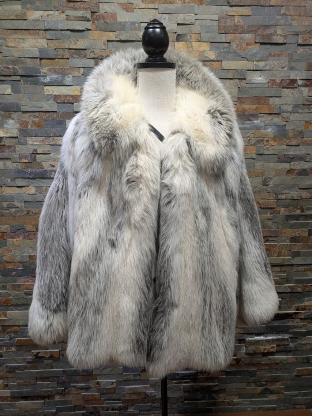 Frosted Snow-top Dyed Ivory White and Grey Arctic Shadow Fox Fur Poncho Wrap XL
